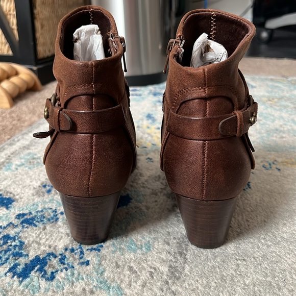 Baretraps boots size 10 - Picture 3 of 8